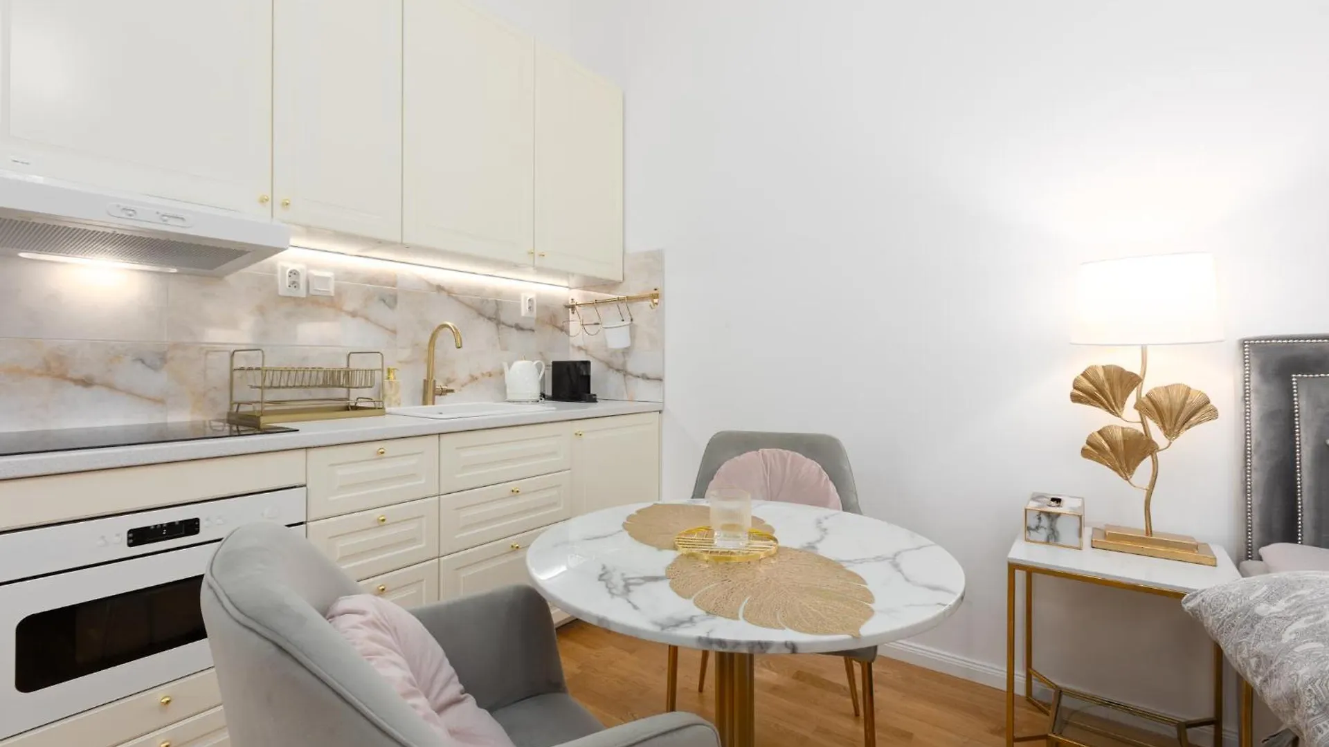 Apartment Klidny A Stylovy Apartman U Vaclavskeho Namesti Prague Czech Republic
